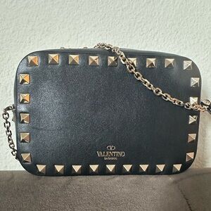 Valentino Garavani Rockstud Chain  Crossbody Bag